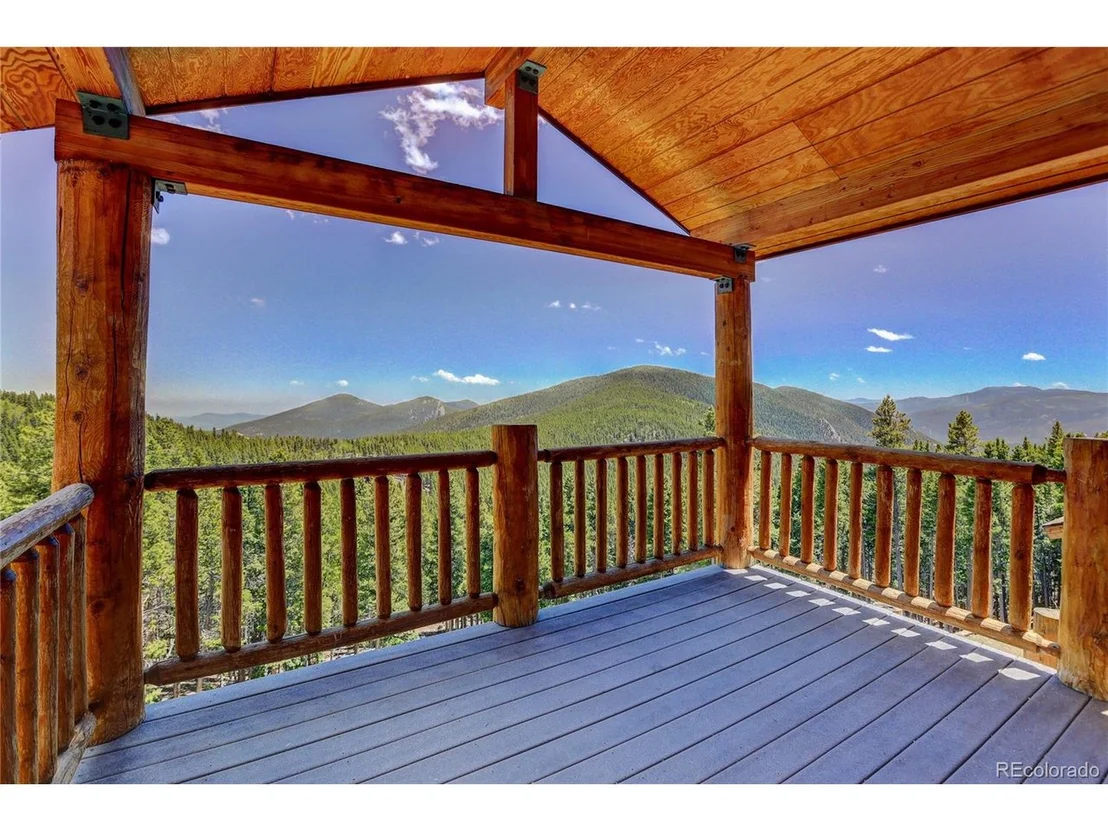 Photo of 449 Squaw Mountain Trl