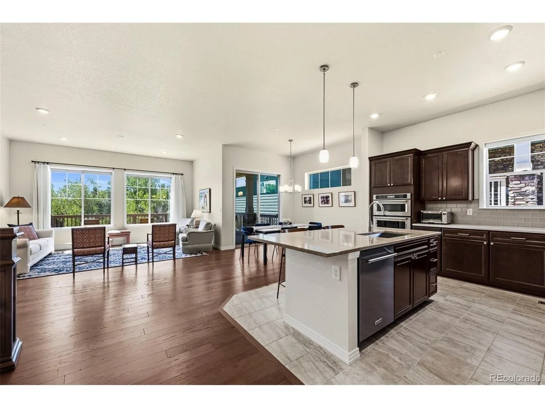 Photo of 1240 Lanterns Ln