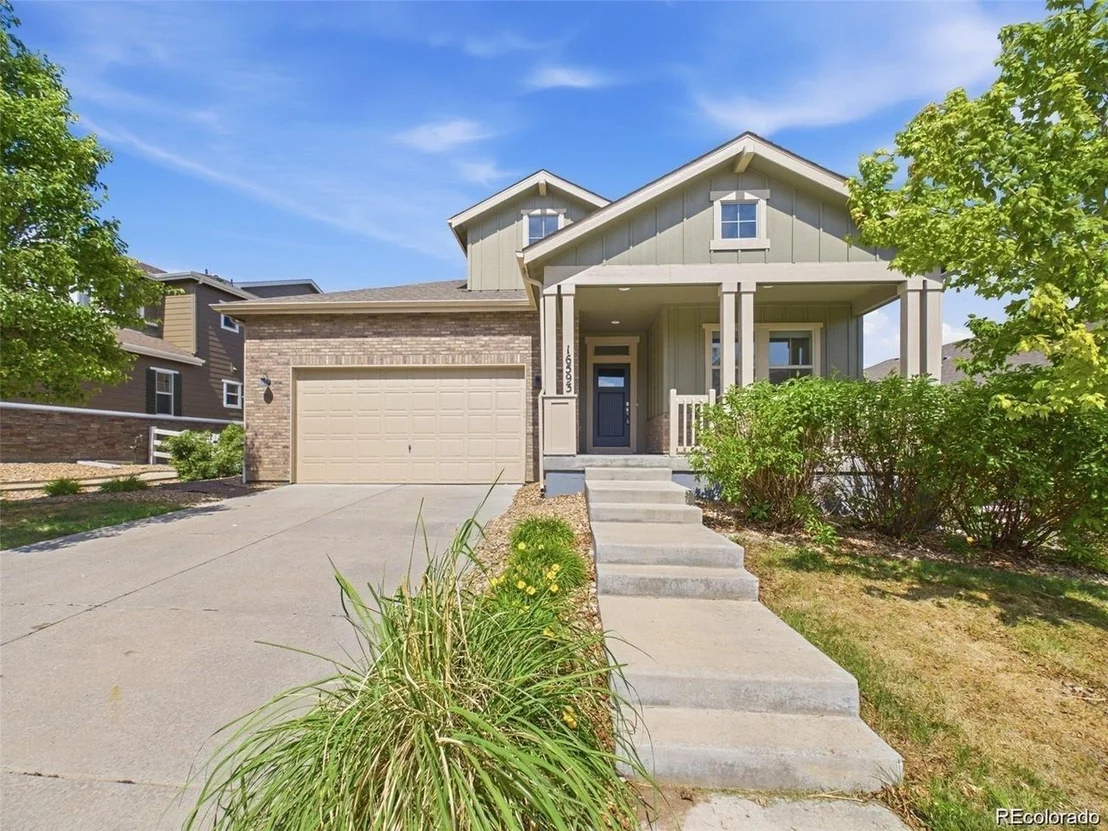 Photo of 16593 Prospect Ln