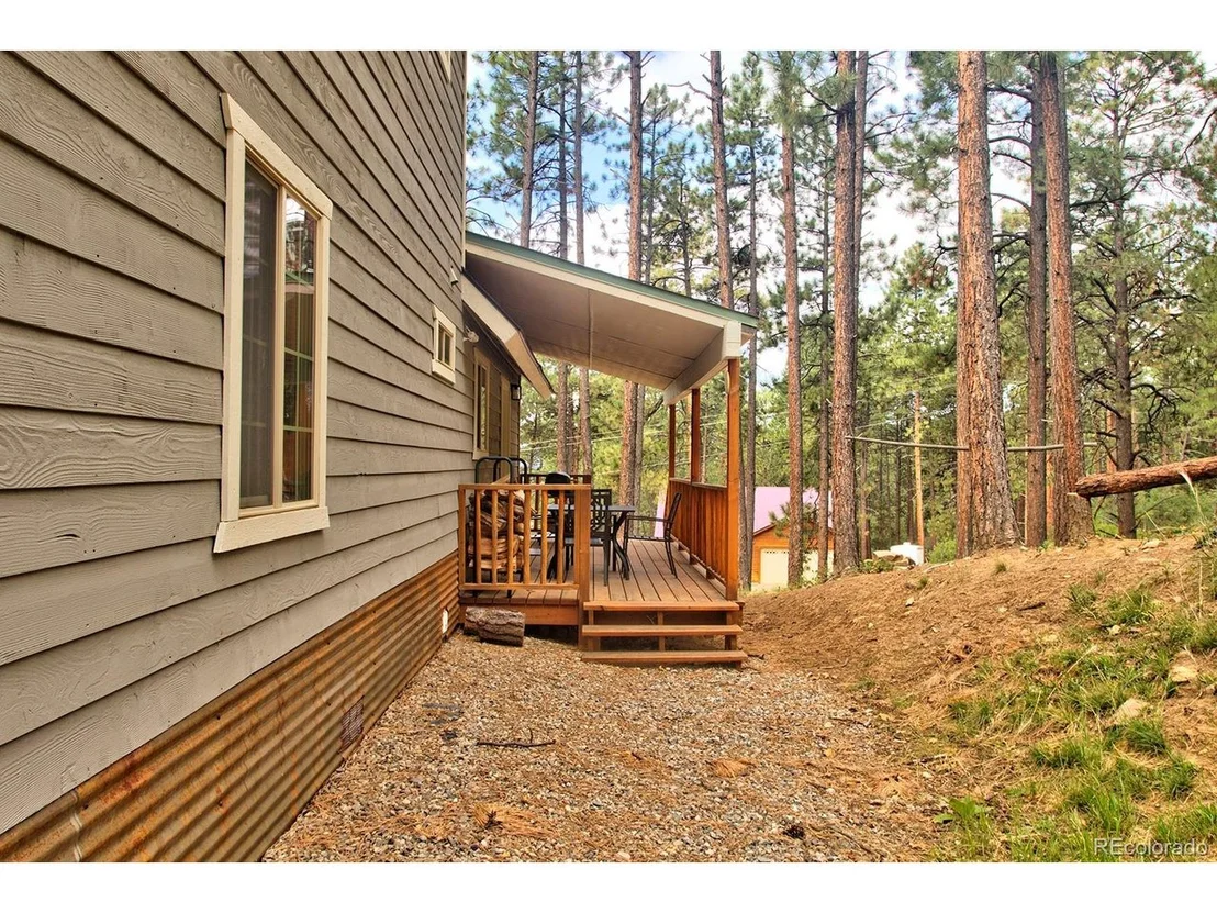 Photo of 370 Hillside Dr