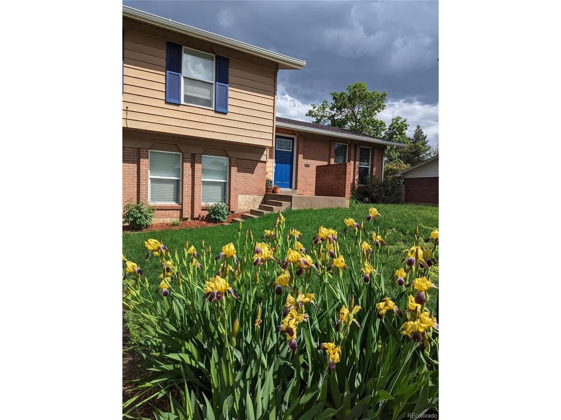 Photo of 4844 Scranton Ct