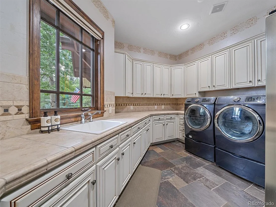 Photo of 33833 Deep Forest Rd