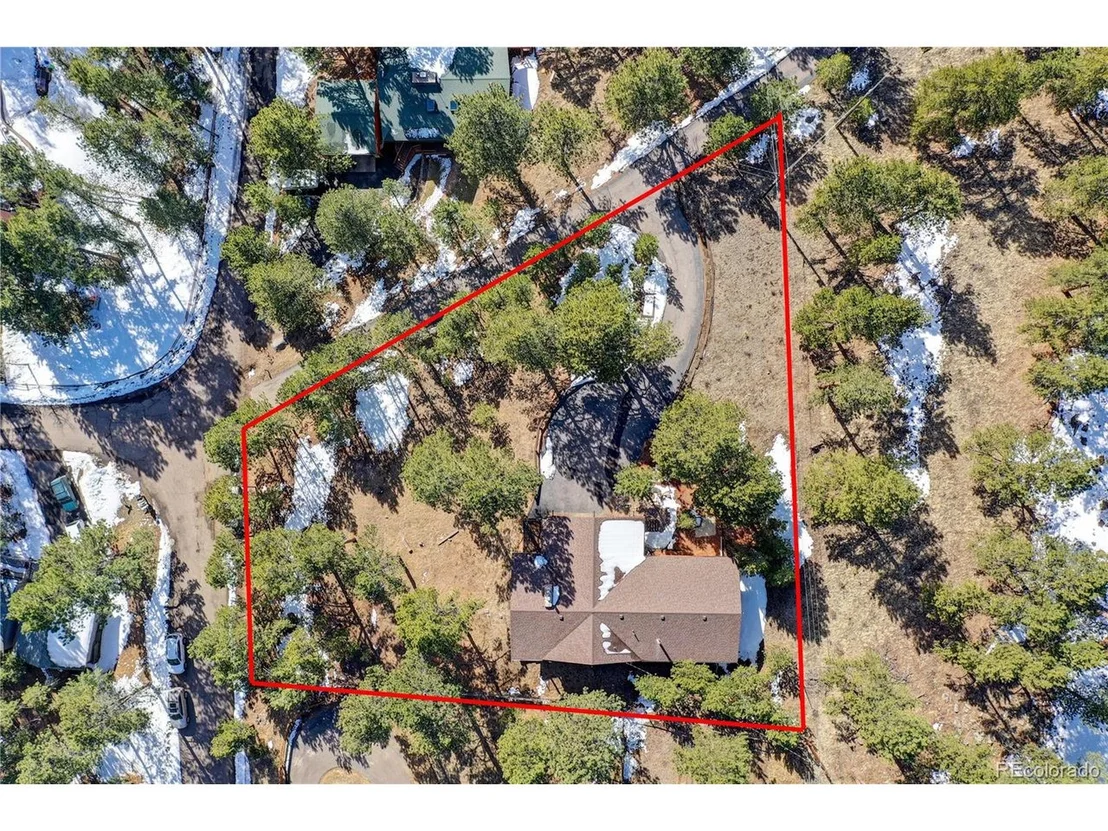 Photo of 902 Wagon Trail Rd