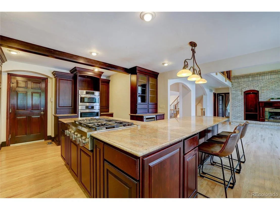 Photo of 8844 Forrest Dr
