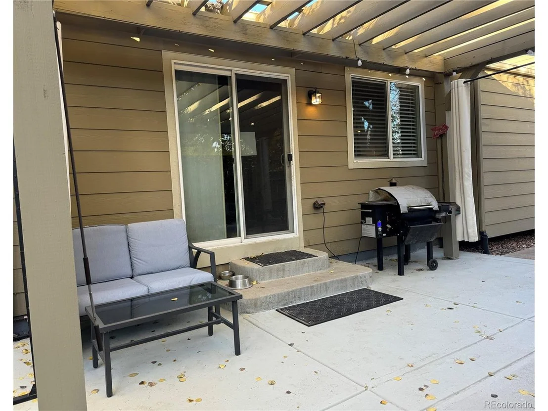 Photo of 6758 Sunburst Ave