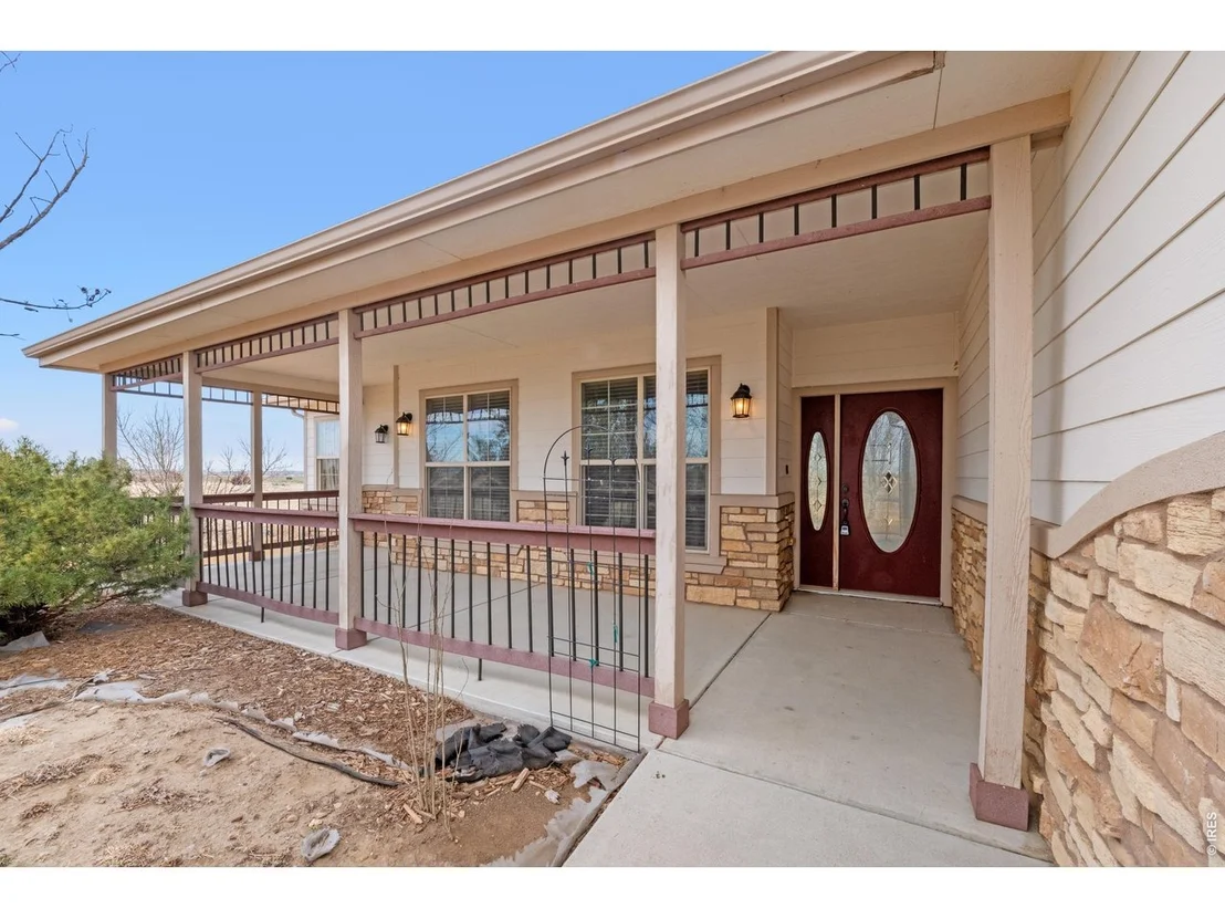 Photo of 15 Trailside Dr