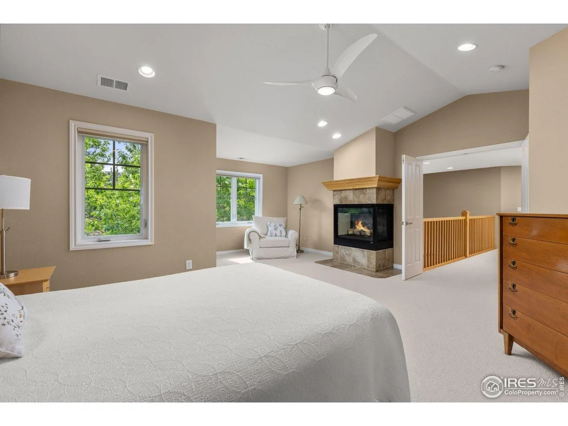 Photo of 1231 Hawk Ridge Rd