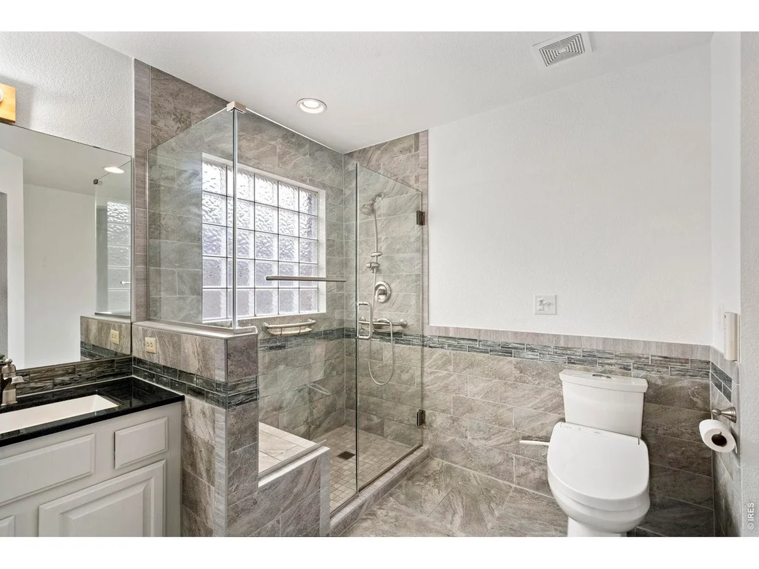 Photo of 532 Trailwood Cir