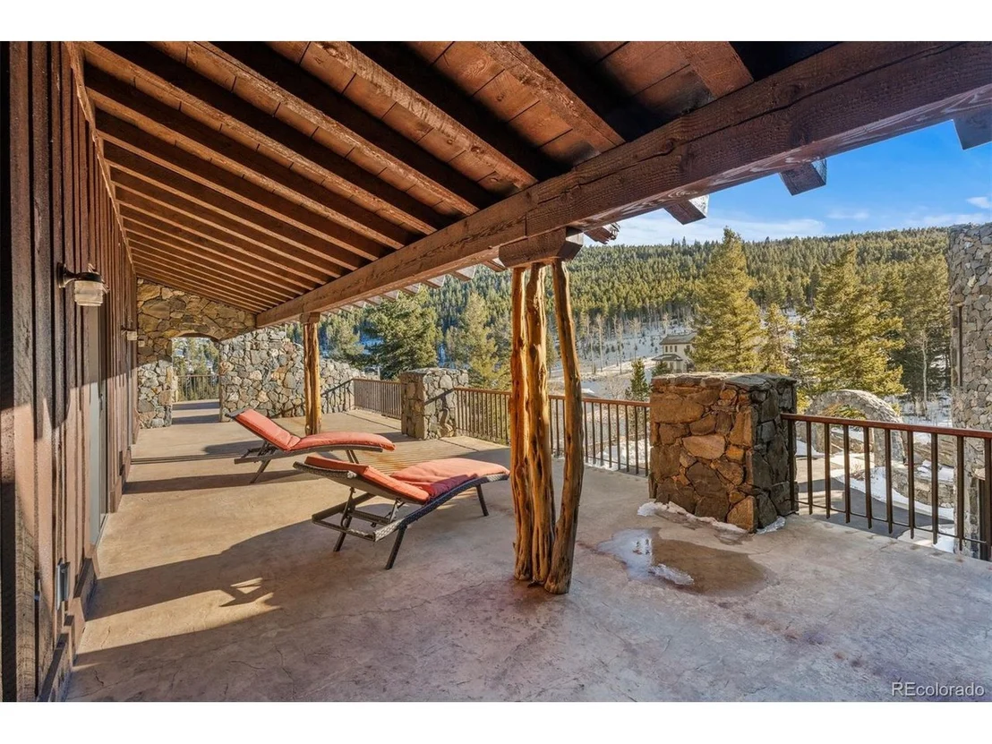 Photo of 142 Outpost Ln