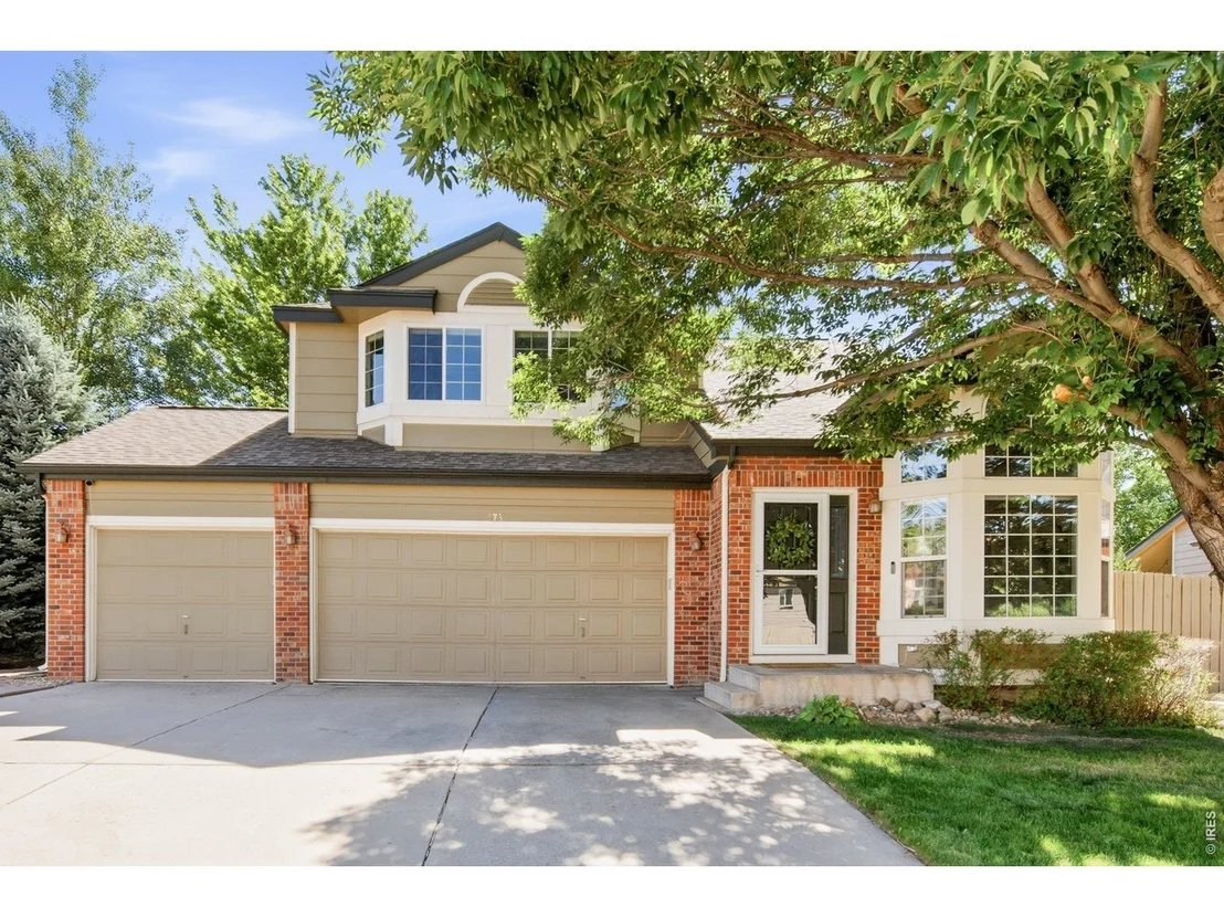 Photo of 673 Eaton Cir