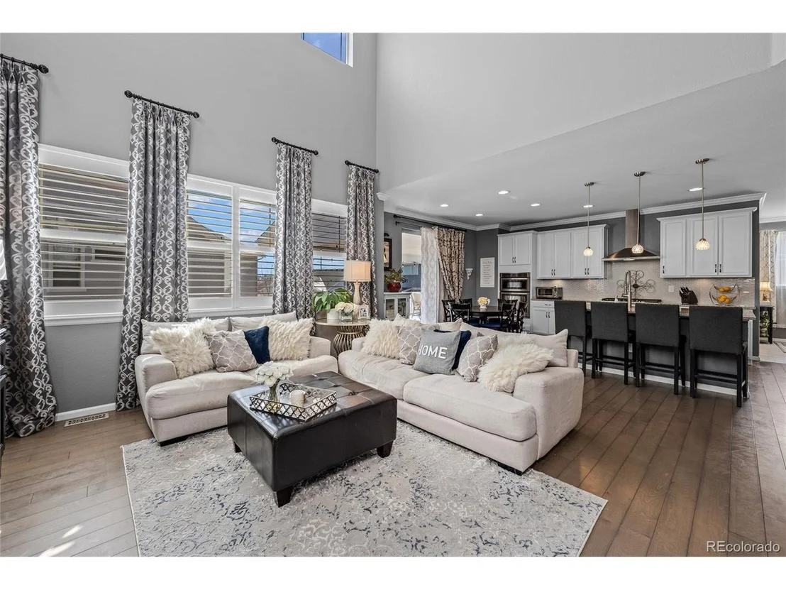 Photo of 20140 E Fair Ln