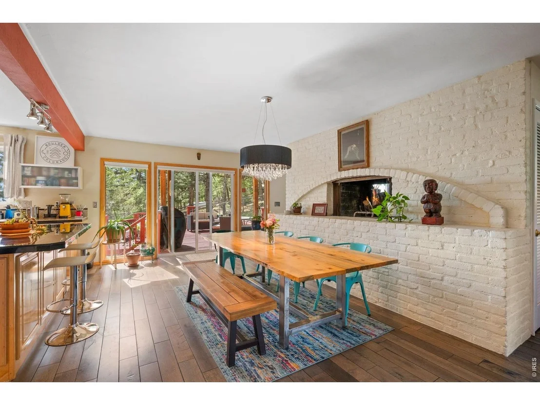 Photo of 526 Brook Rd