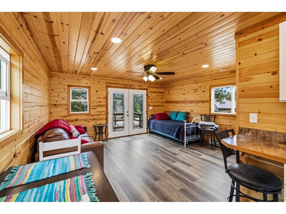 Photo of 557 Red Bluff Rd