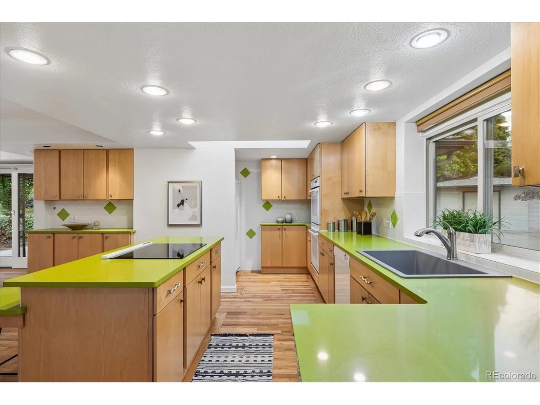 Photo of 4070 Field Dr