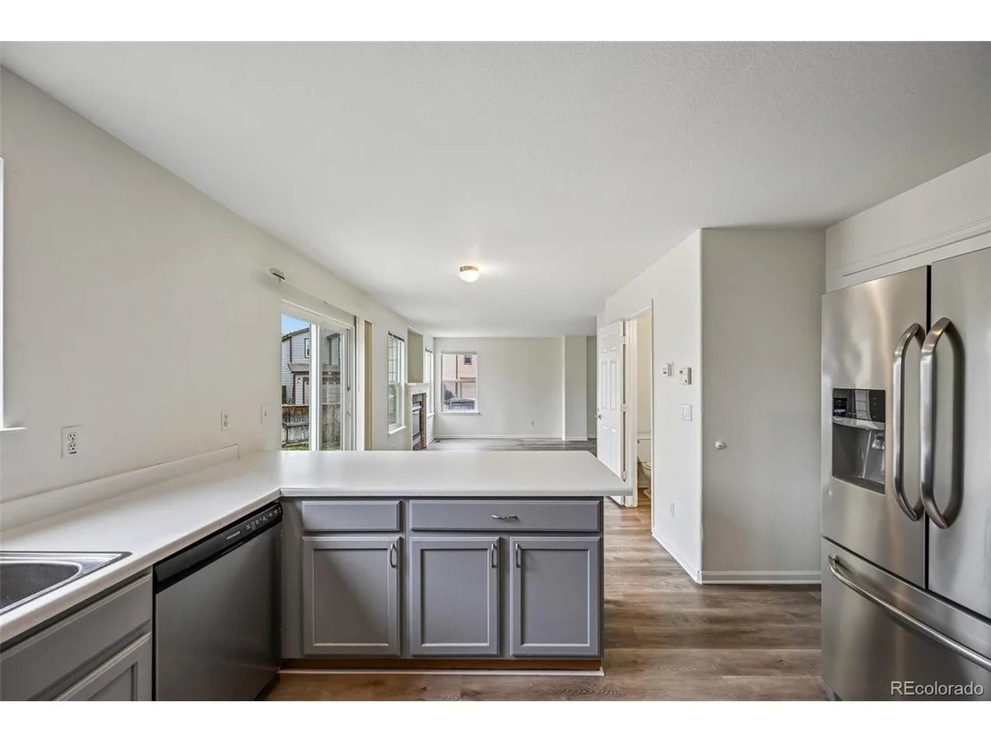 Photo of 1058 Oriole Cir