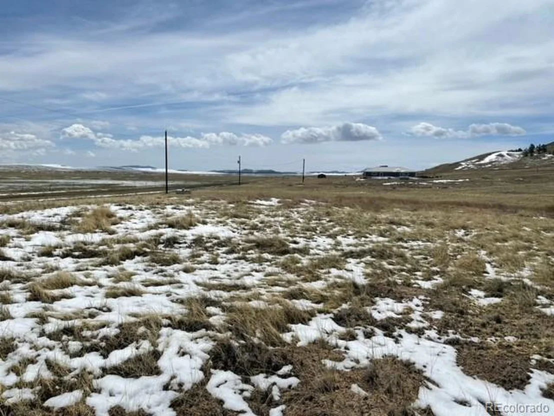 Photo of 390 Lazy Cir