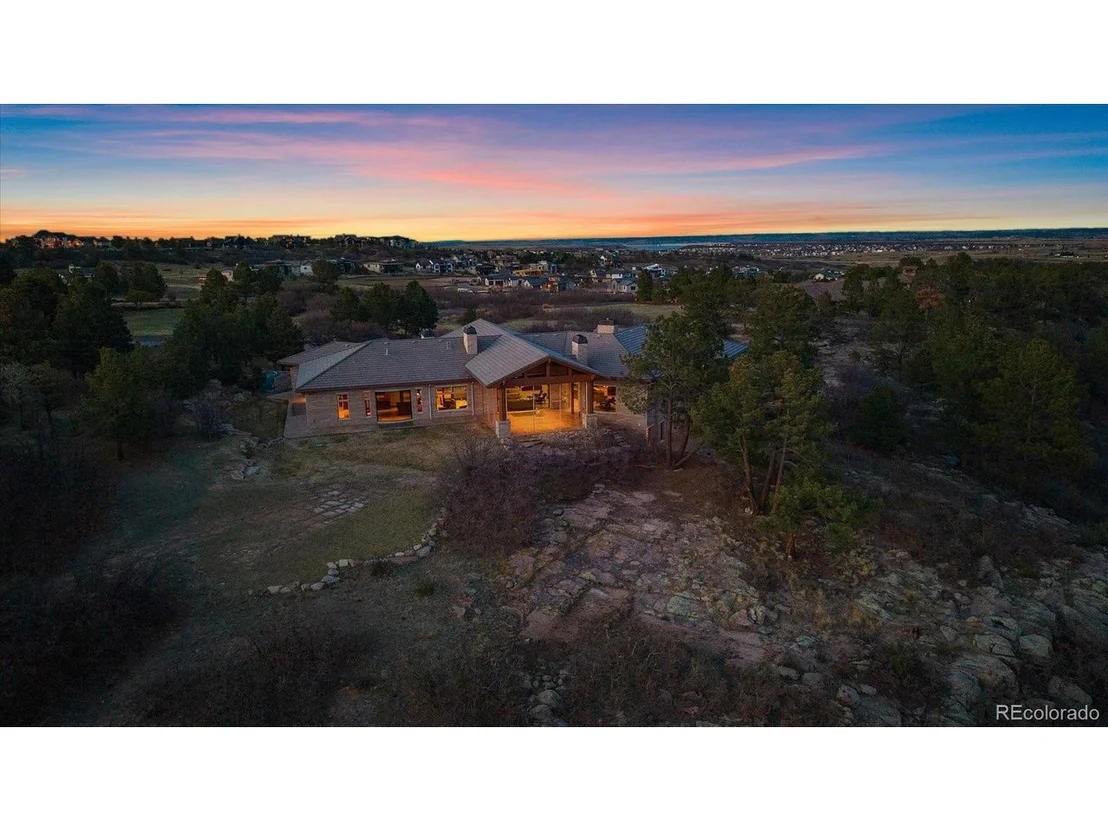 Photo of 607 Cliffgate Ln