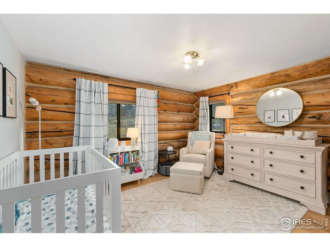 Photo of 344 Snowmass Dr