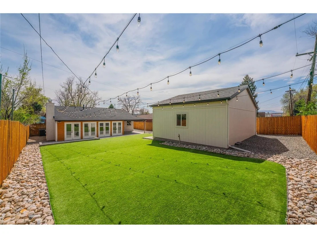 Photo of 6935 W 16th Ave