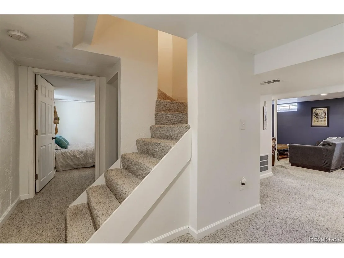 Photo of 3090 Jasmine St