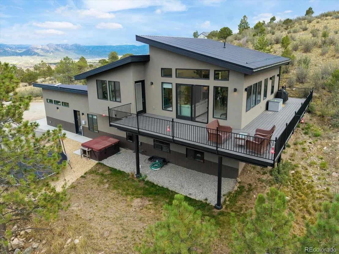 Photo of 30935 Main Range Dr