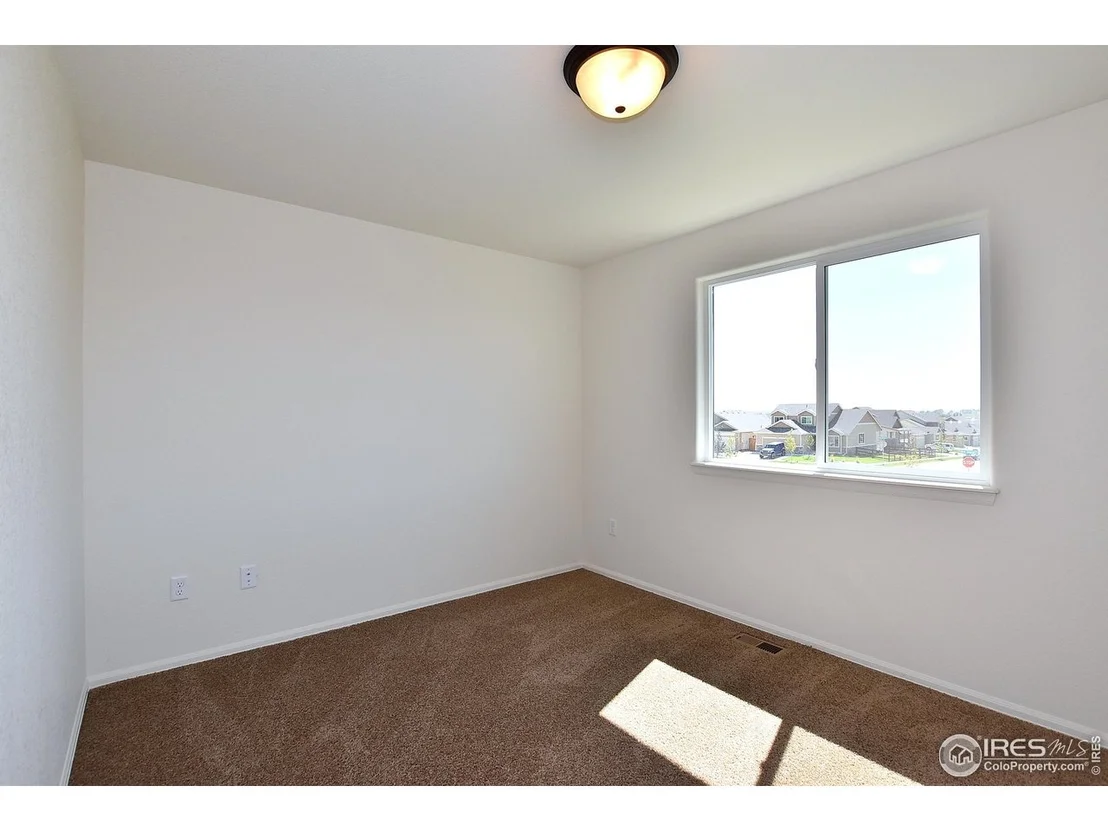 Photo of 611 86th Ave