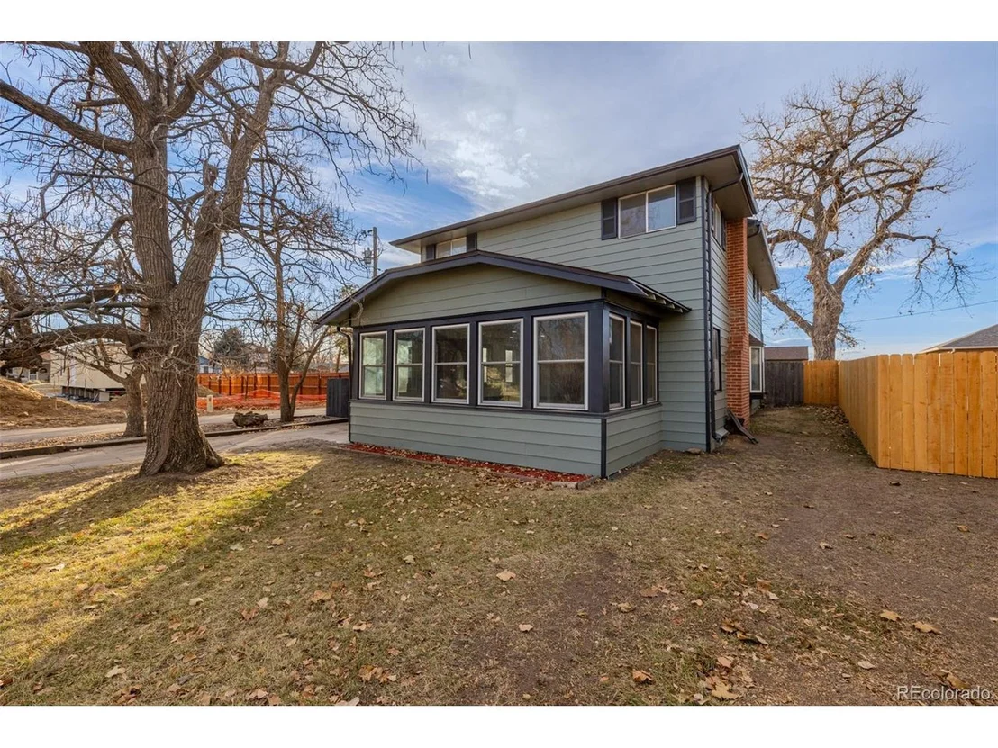 Photo of 115 Johnson St