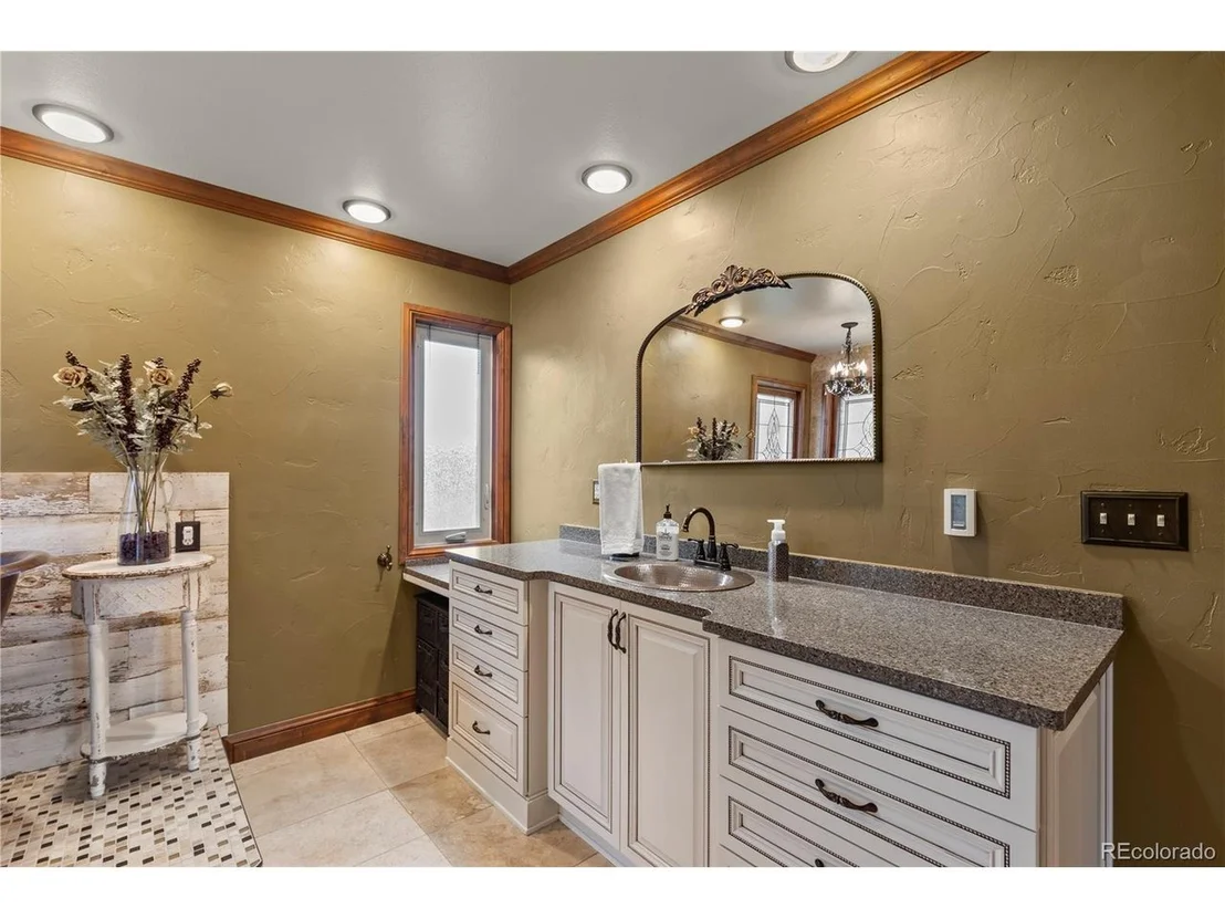 Photo of 10247 Pine Valley Dr