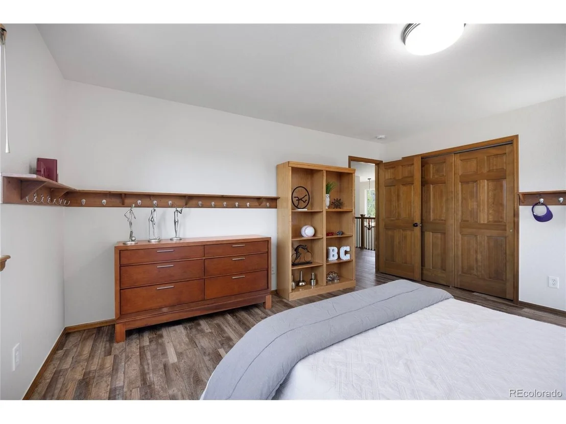 Photo of 1104 Ridgeview Cir