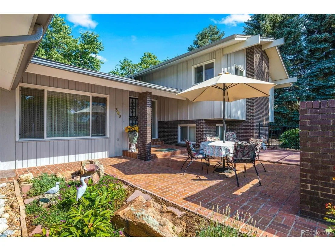 Photo of 300 Fox Dr