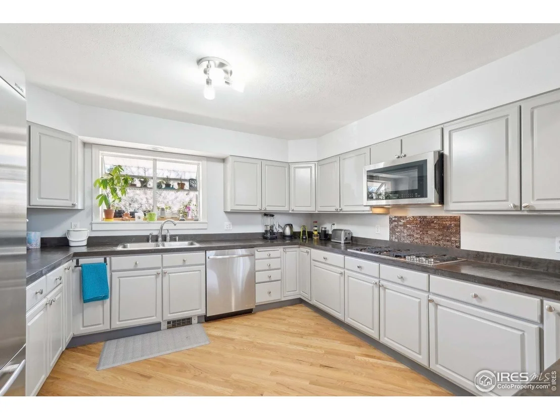 Photo of 803 Laurel Ave