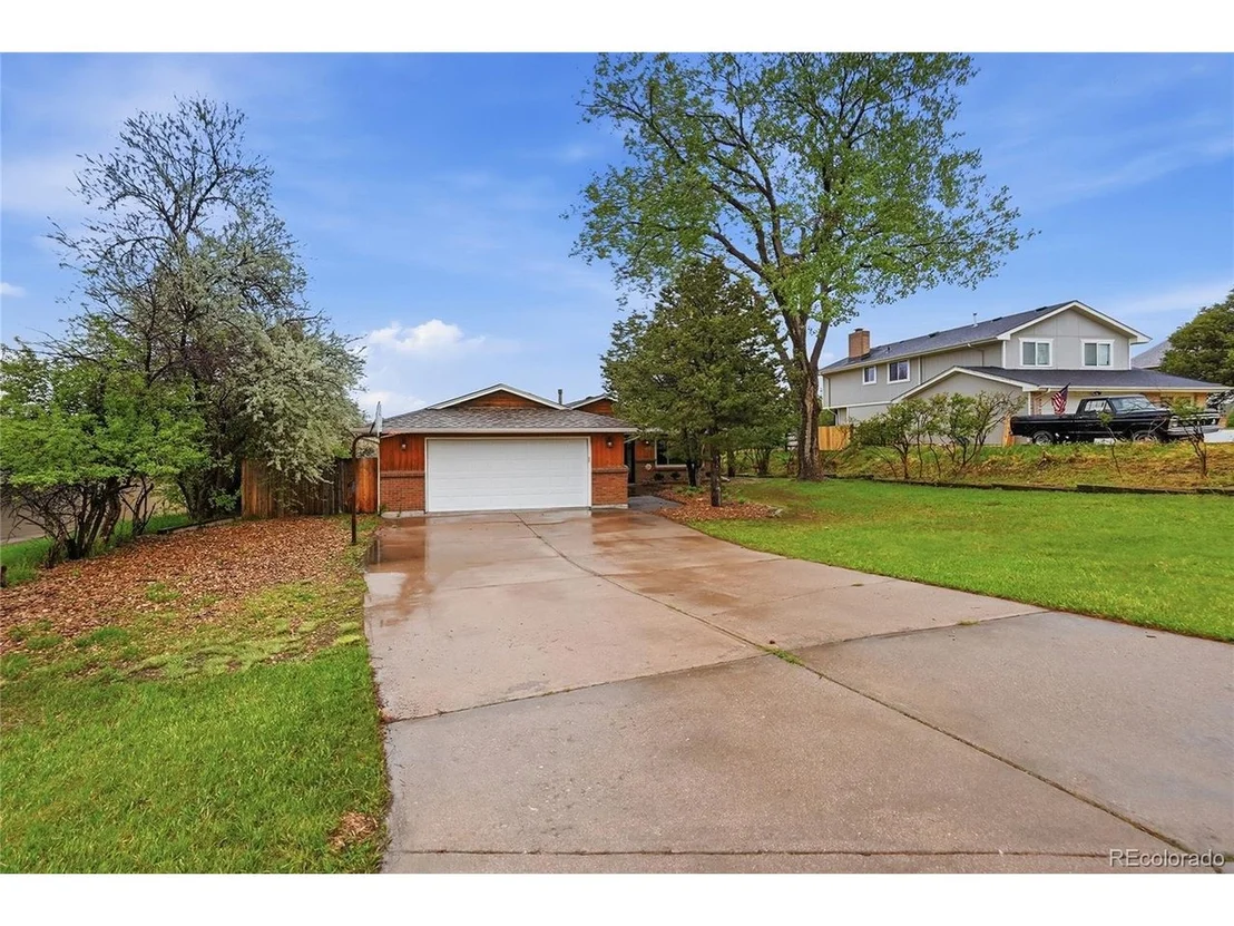 Photo of 6930 Hillpoint Pl