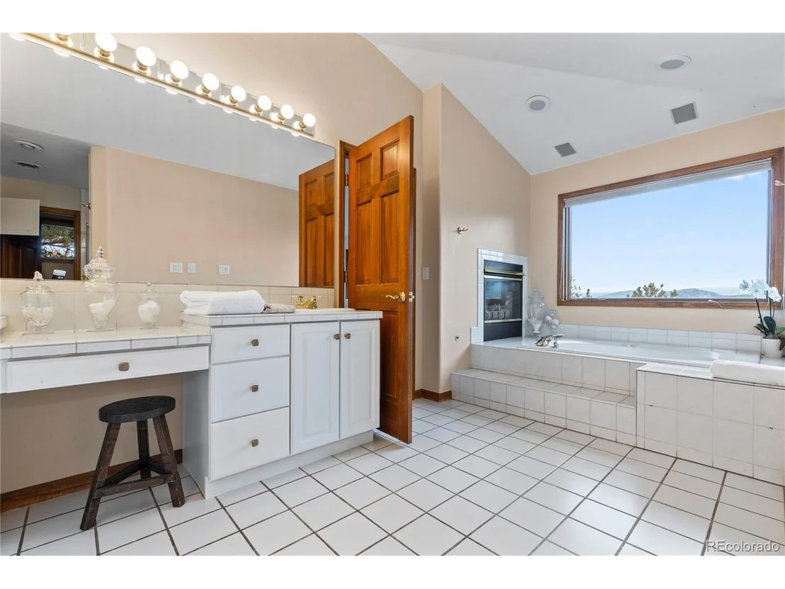 Photo of 1444 Solitude Ln