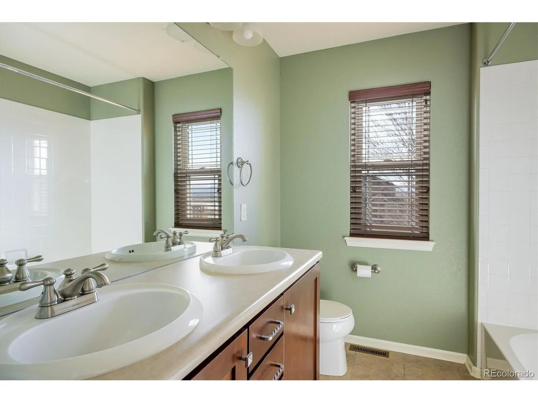 Photo of 4939 Silver Feather Cir