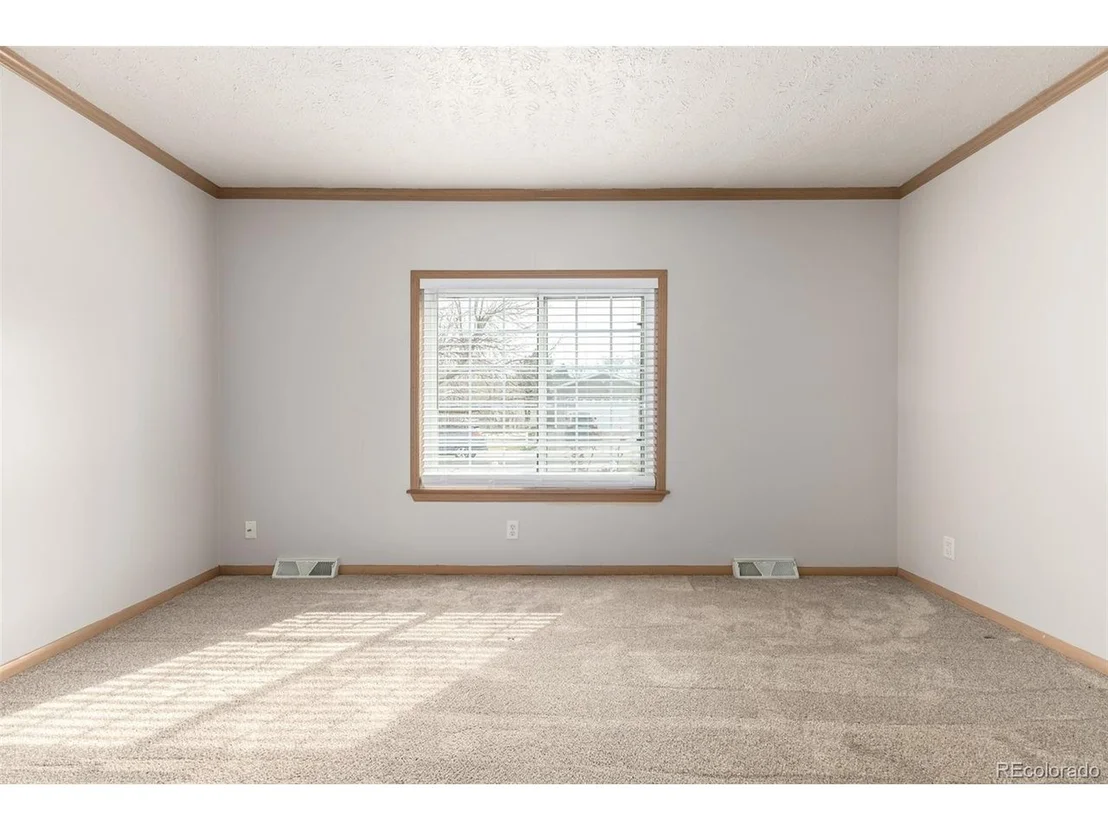 Photo of 5675 Bryant St