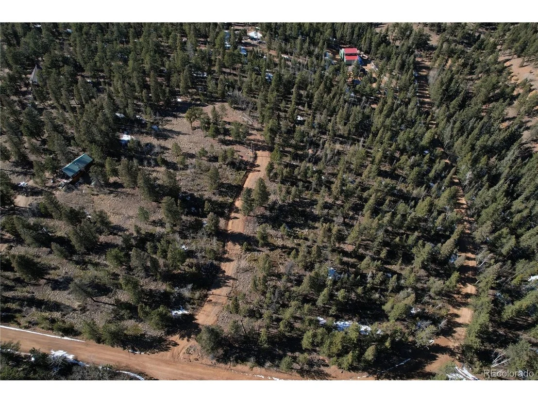 Photo of 927 Forest Dr