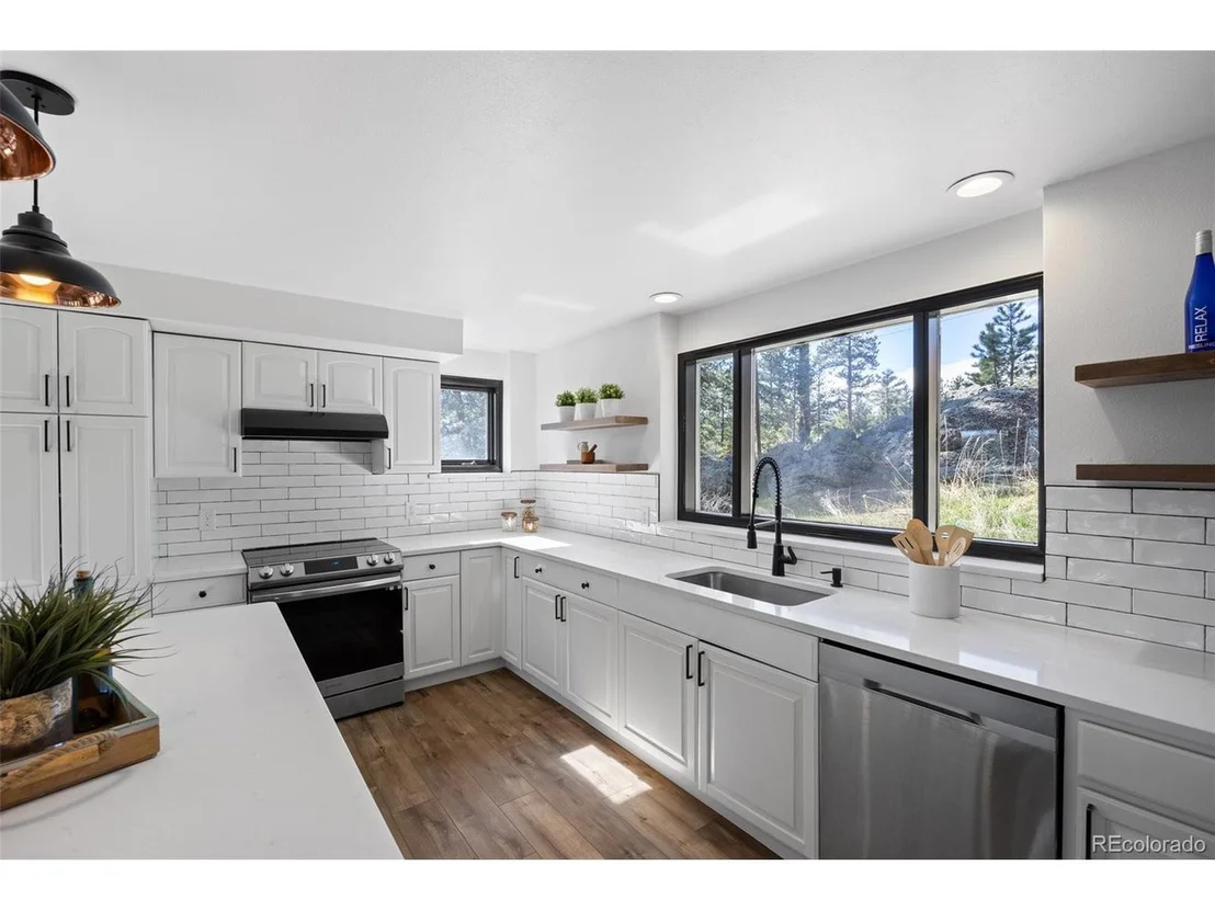Photo of 4800 Forest Hill Rd