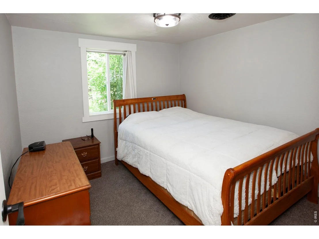 Photo of 324 N 3rd Ave