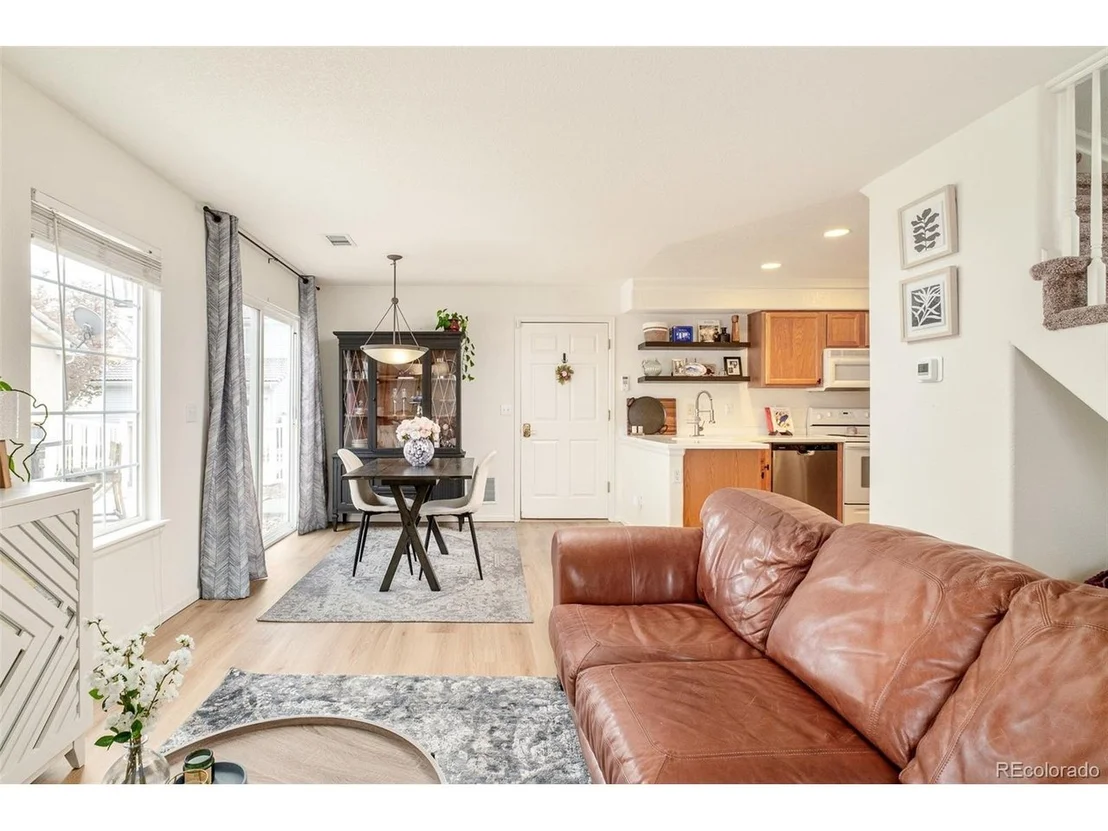 Photo of 11832 Zenobia Loop