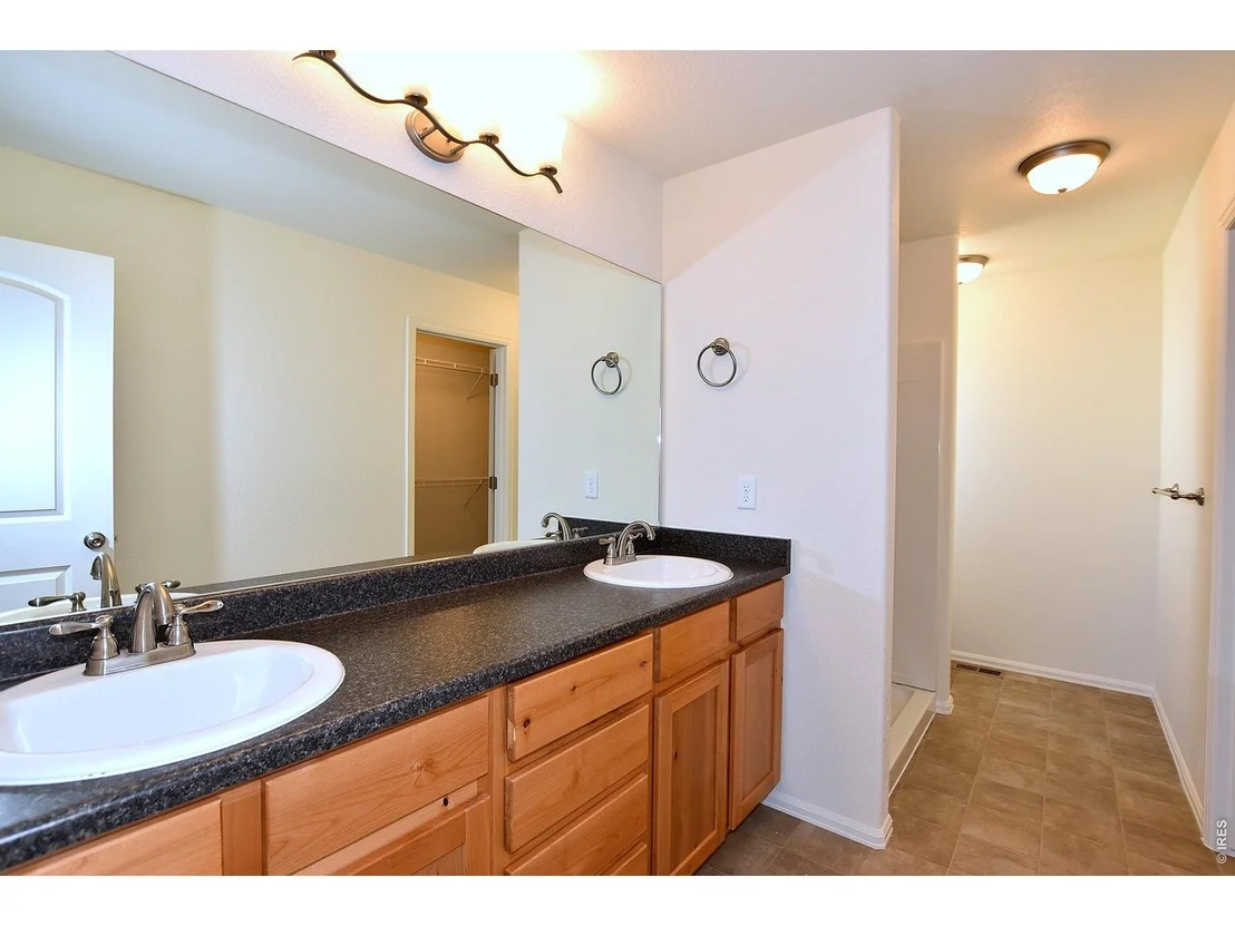 Photo of 2379 Jasmine Ln