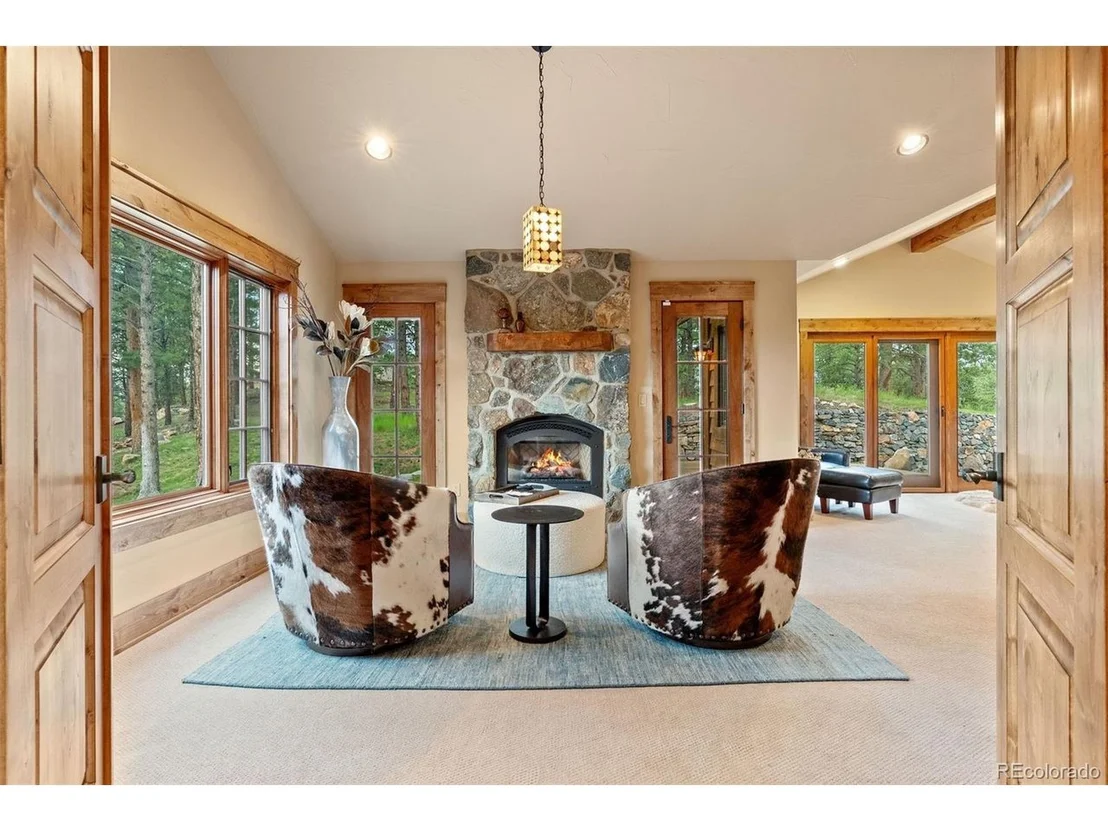 Photo of 2929 Highlands View Rd