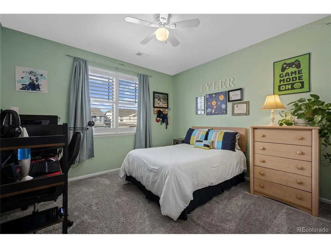 Photo of 20140 E Fair Ln