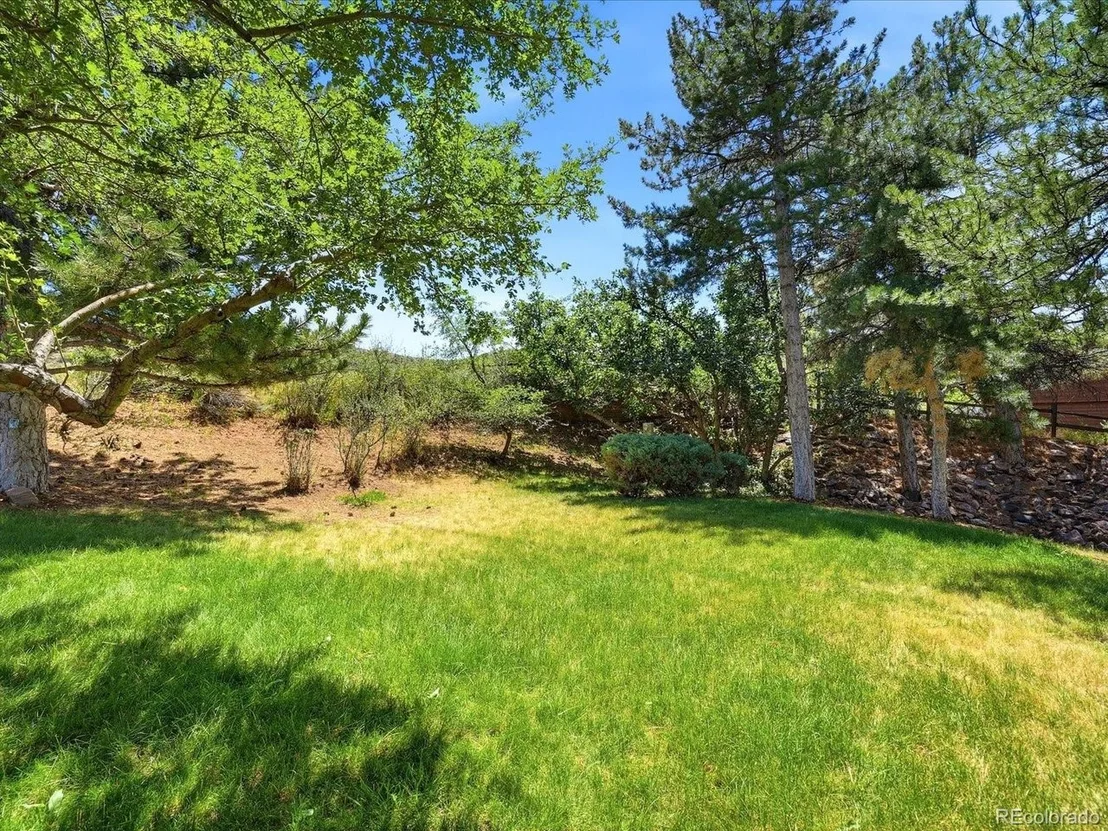 Photo of 5961 Crestbrook Dr