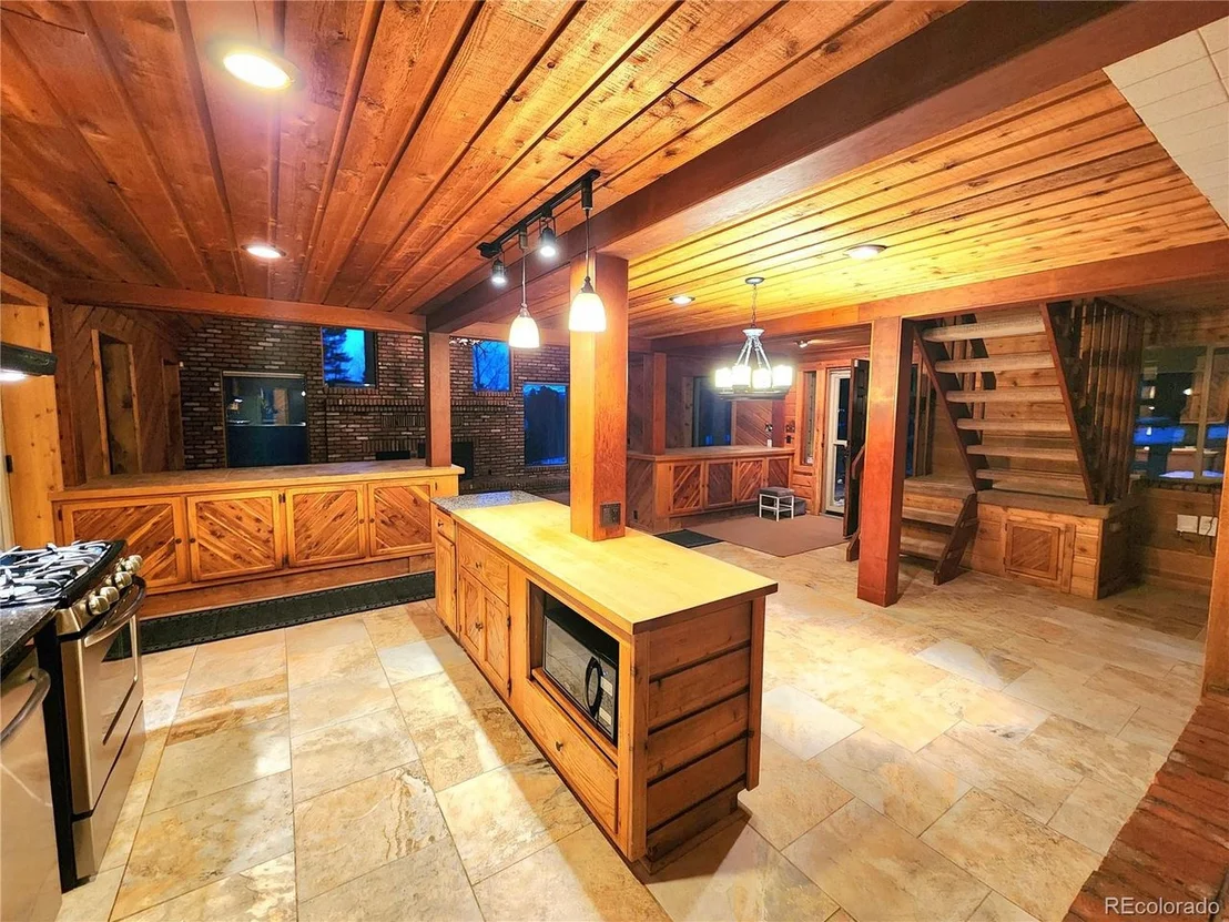 Photo of 380 Hacker Dr