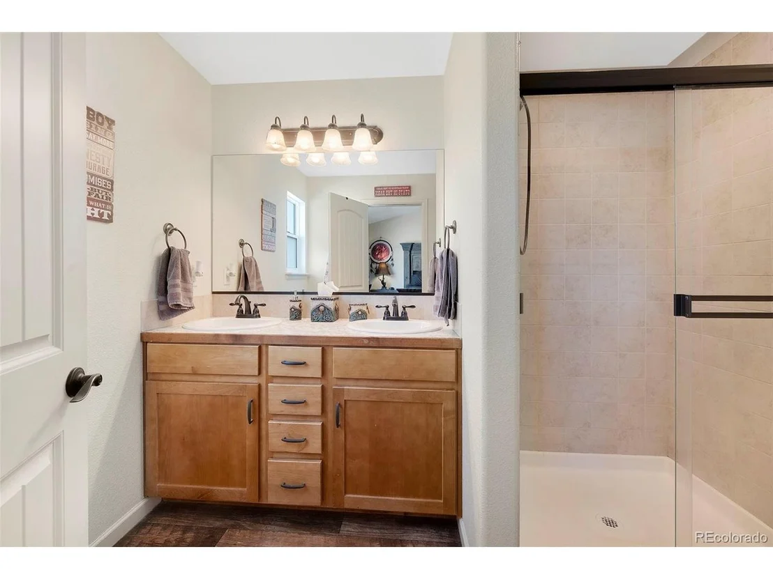 Photo of 2457 Shooting Star Way