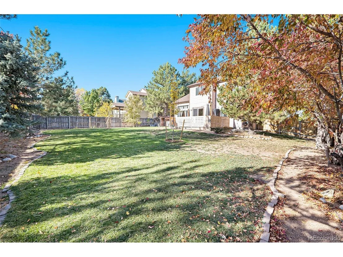 Photo of 11520 Pine Grove Ln