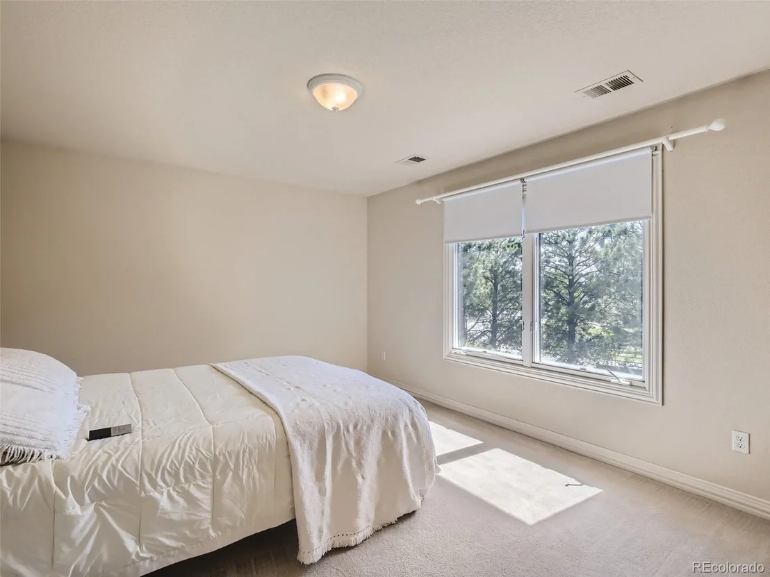 Photo of 412 Lone Eagle Pt