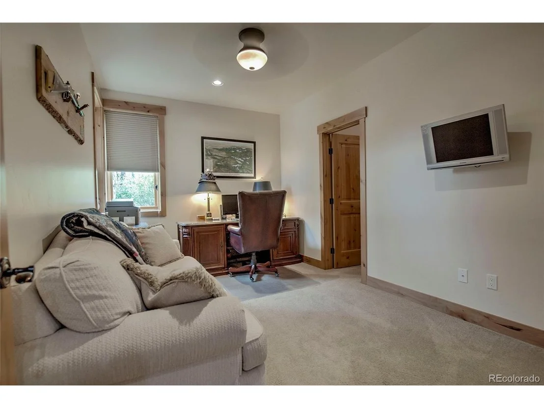 Photo of 160 Stonefly Dr