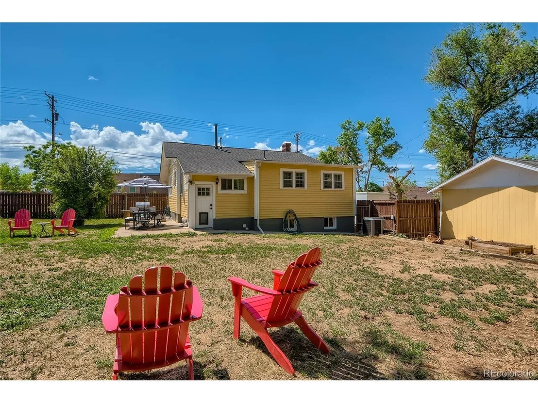 Photo of 5326 Lowell Blvd