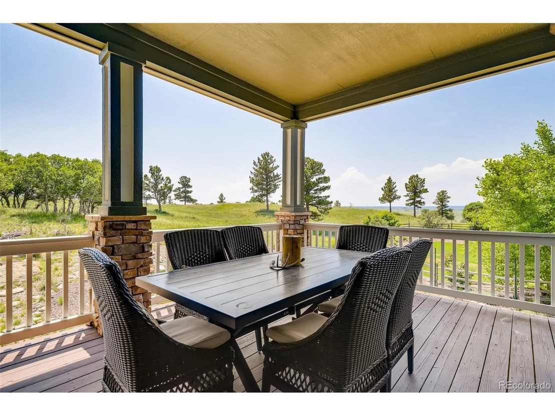 Photo of 7589 Nuthatch Cir